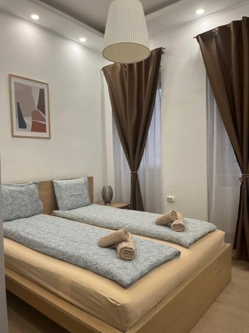 Apartman Szechenyi Renovated 2br At Danube River *